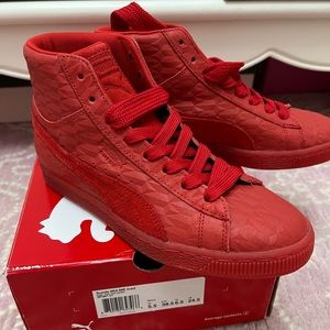 **MOVING**  Brand New Red Sneakers high tops
